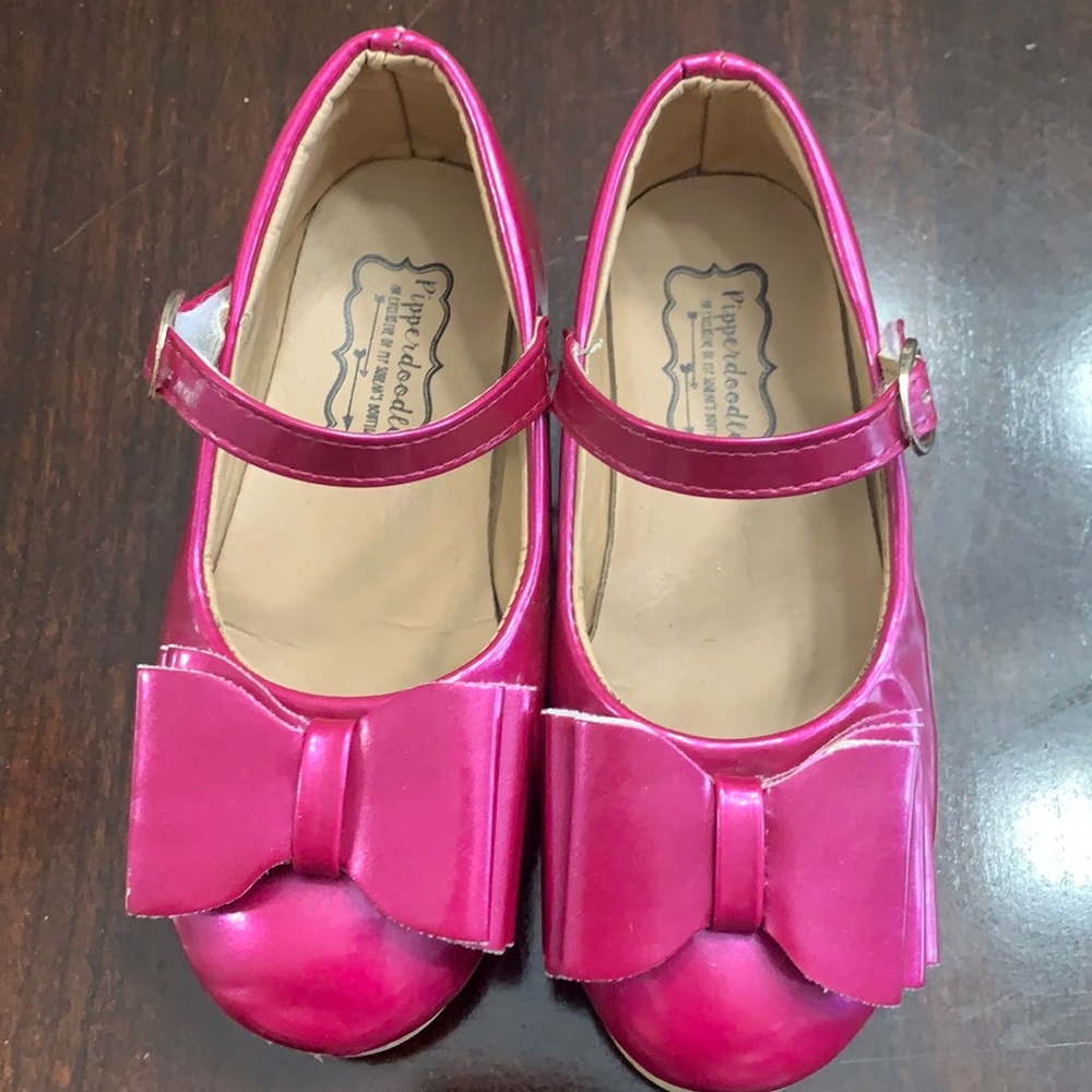 Pipperdoodles bow shoes size 30